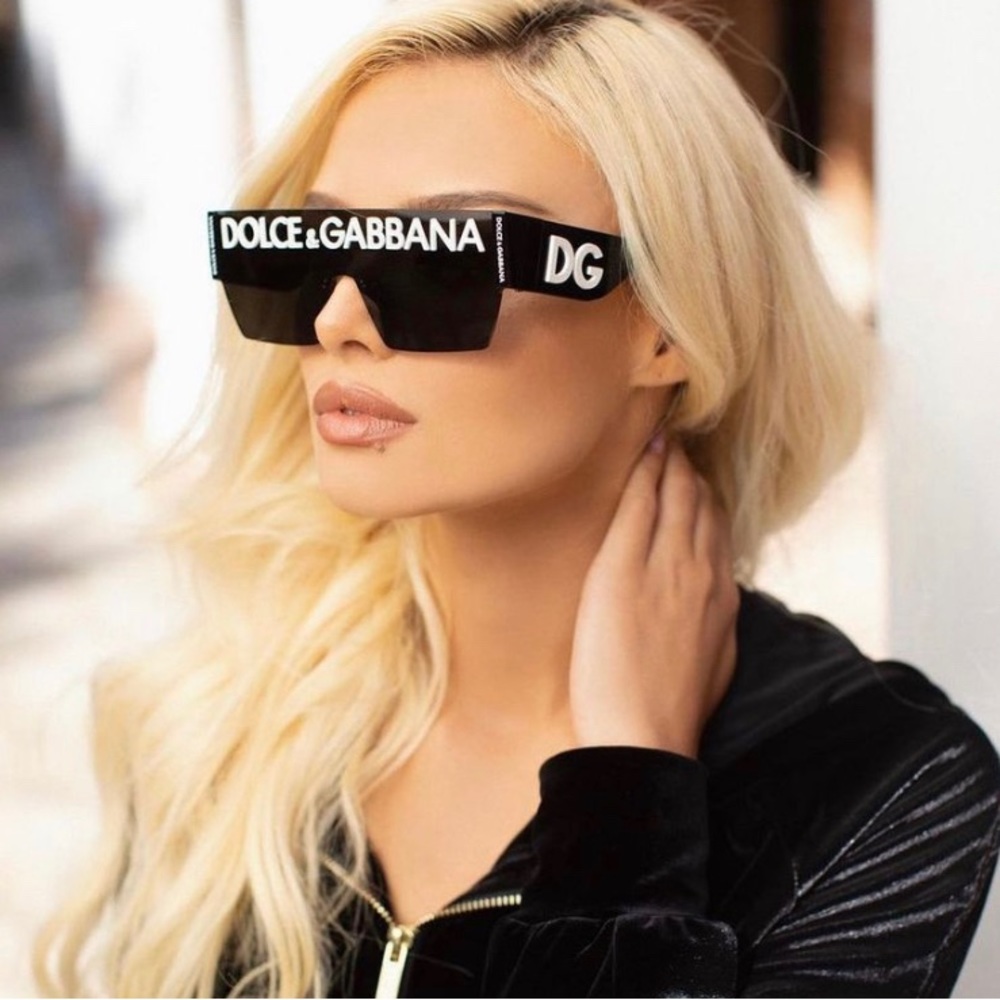New🔥 - DOLCE & GABBANA DG2233 Oversized Sunglasses